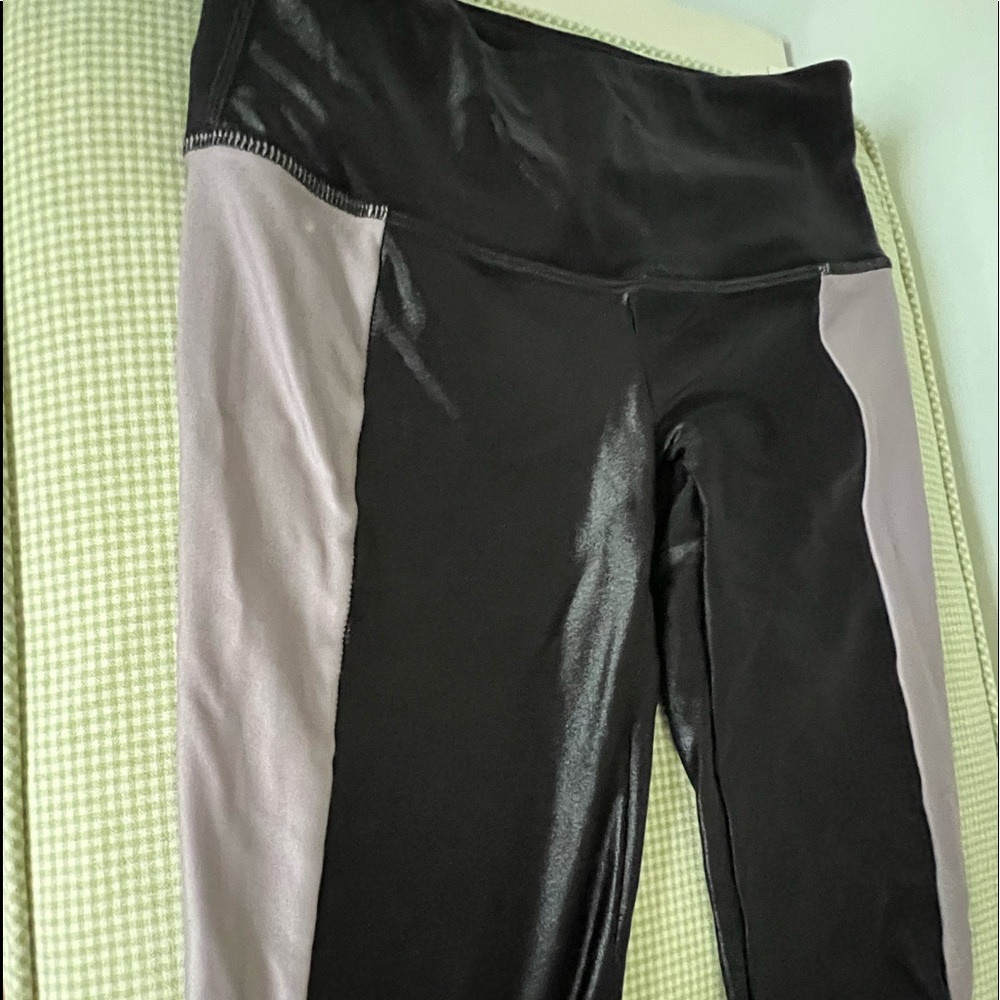 Shiny black & purple leggings